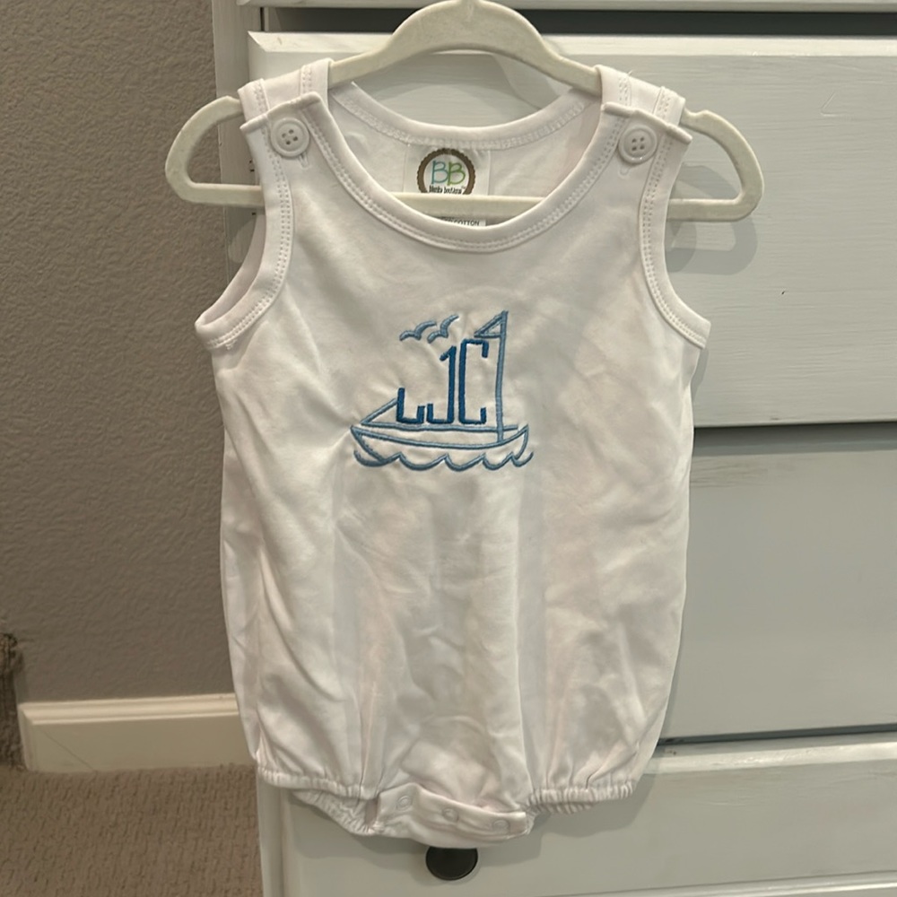Monogrammed “LJC” 12M bubble